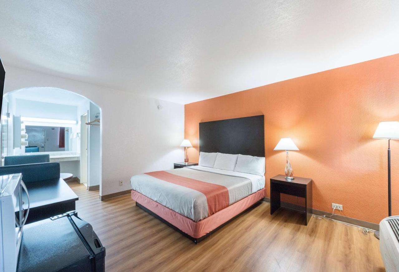Motel 6 San Antonio Tx I10 West Zewnętrze zdjęcie