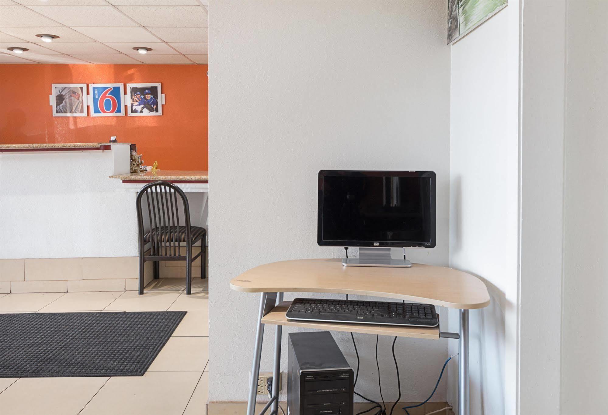 Motel 6 San Antonio Tx I10 West Zewnętrze zdjęcie